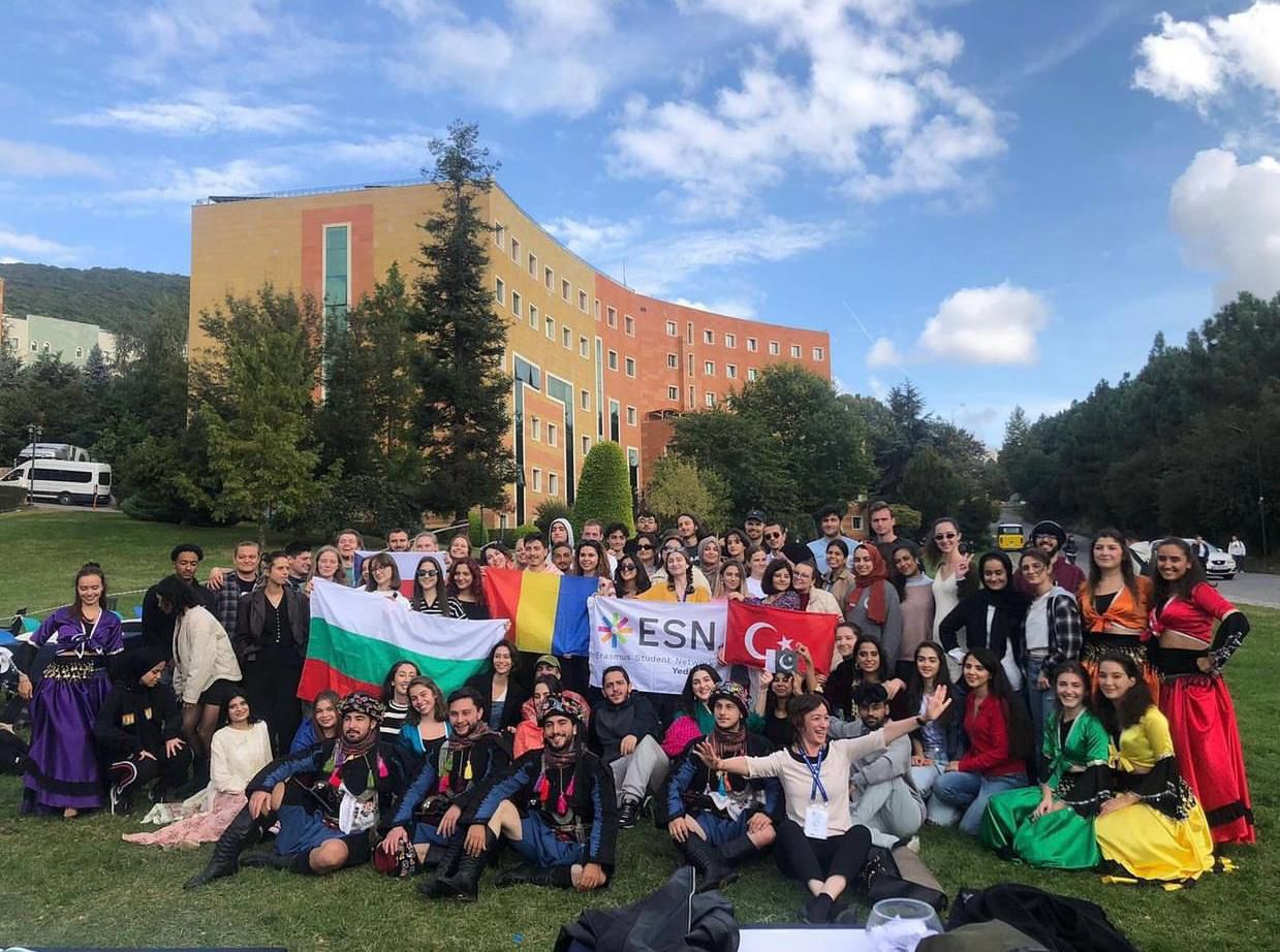 Ilustrație mobilitate studenți Erasmus